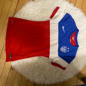 Women’s USA soccer jersey